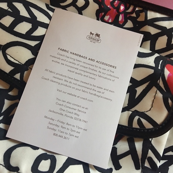 Coach Bag - Poppy - Picture 3 of 3